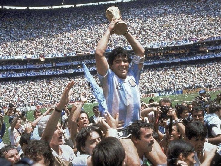 In memoriam: Diego Armando Maradona (1960-2020)
