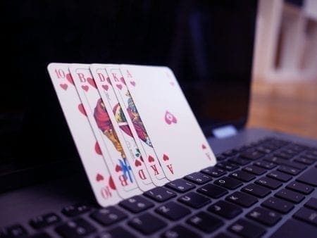 Почему в России запрещены онлайн-казино