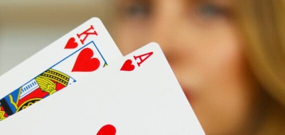 6 Mistakes that Intermediate Poker Players Make