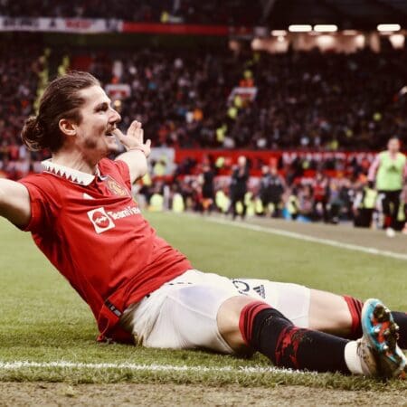 Man United qualified for the semifinal after a crazy fight against Fulham