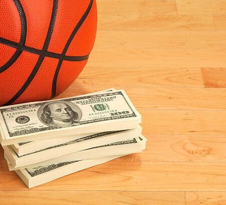 Moneyline Betting: How to Spot Value and Win Big in NBA Betting