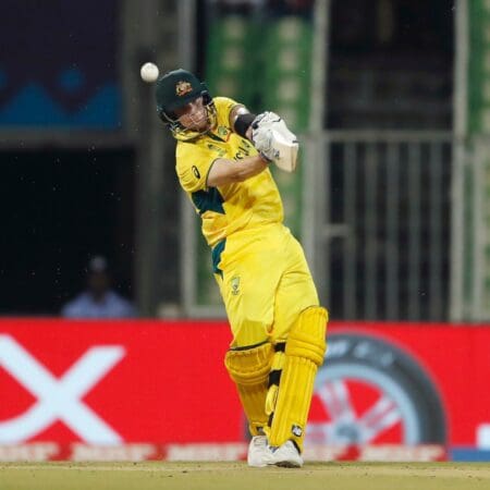 Warm-Up: Australia beat Pakistan in a high-scoring game!