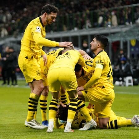 Borussia Dortmund Reach The Last 16 as They Beat AC Milan